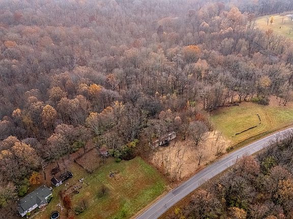 4th image of 1880 Sugar Ridge Rd