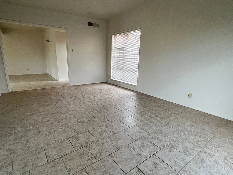 5105 Danny Dr — Photo 4