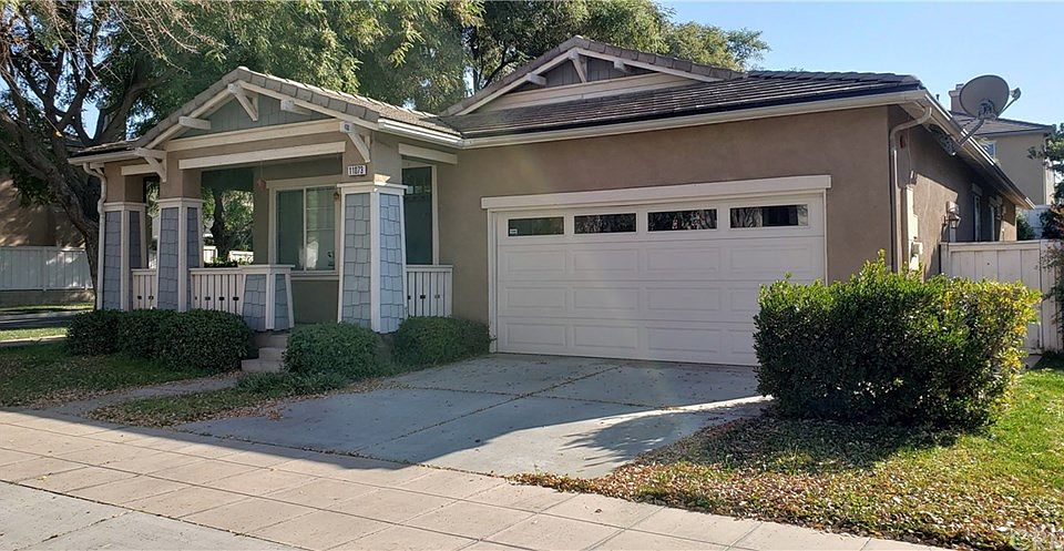 1st image of 11073 Van Uffelen Dr