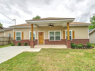 3223 N 21st St, Waco, TX 76708