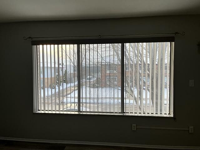1st image of 4830 Briarwood Ave #D5