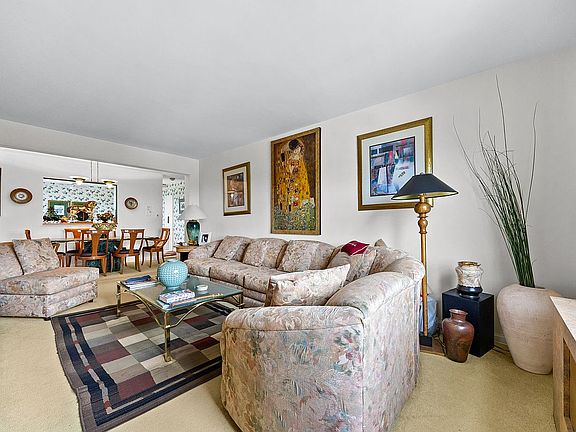 4th image of 131 74th St APT 4J