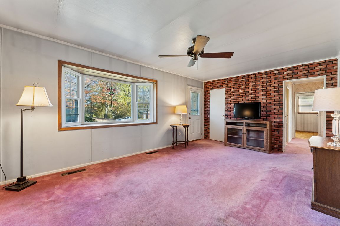 next background image