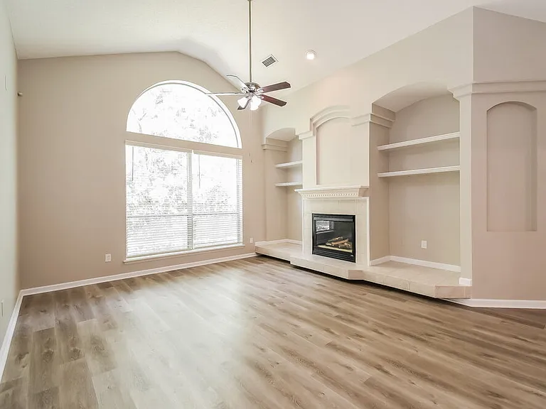7915 Timberlin Park Blvd — Photo 4