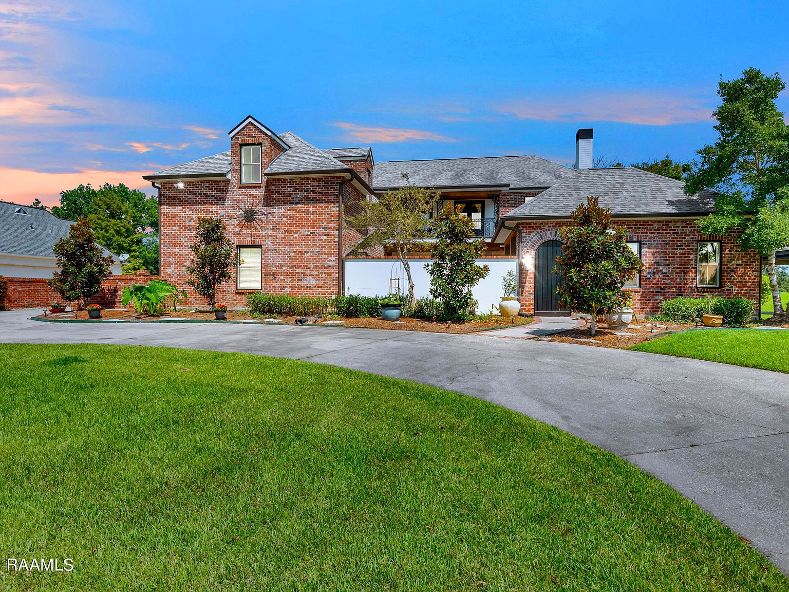 903 Le Triomphe Pkwy, Broussard, LA 70518 Zillow