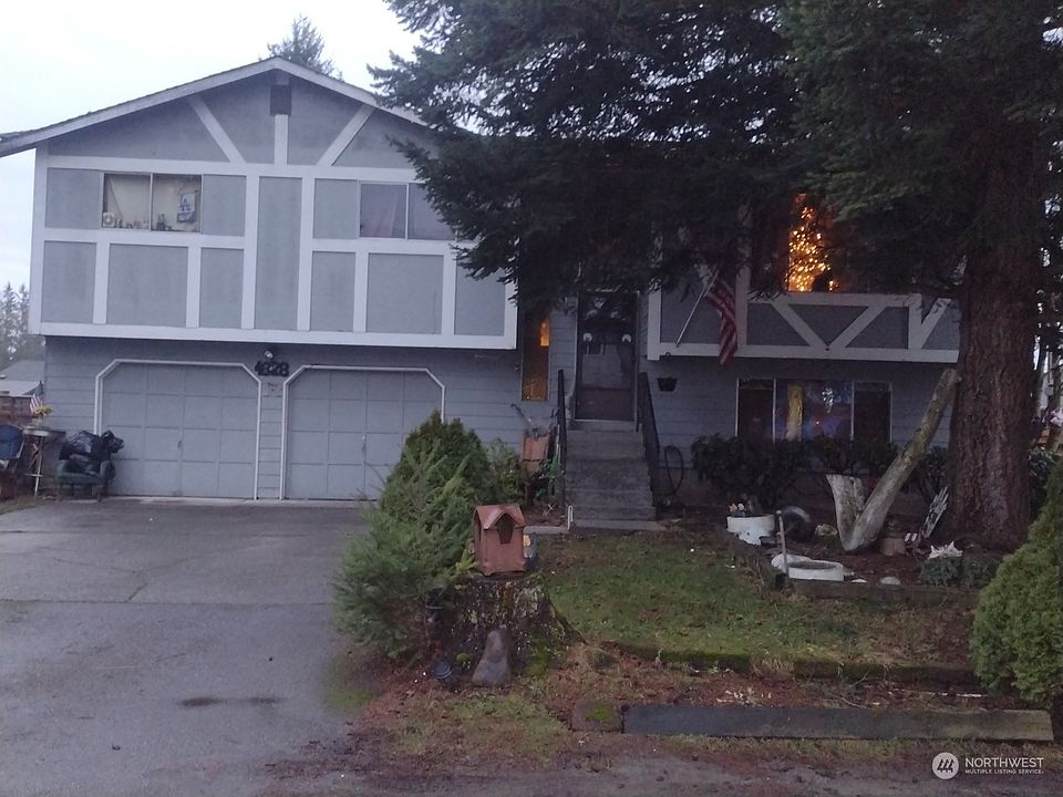 1st image of 4328 126th Place NE
