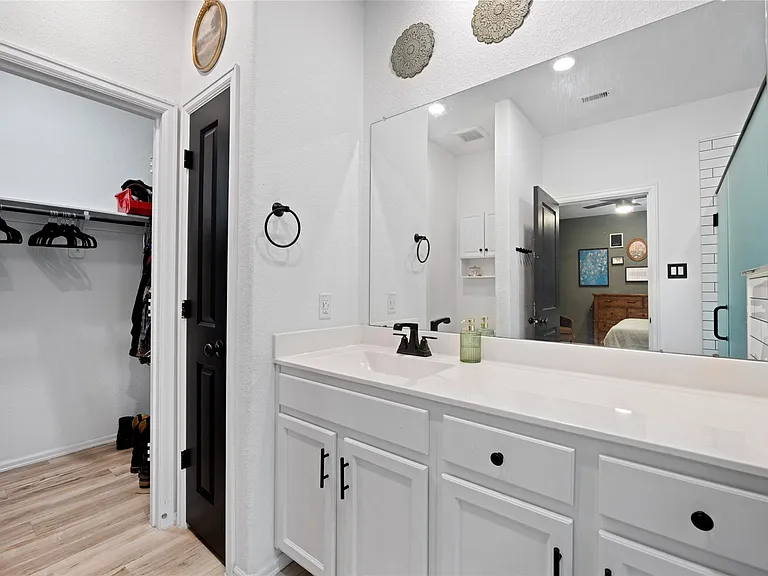 10417 Pineland Dr — Photo 14