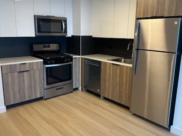 1-10 56th Avenue image 3 of 9