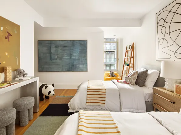 305 East 85th Street image 9 of 10