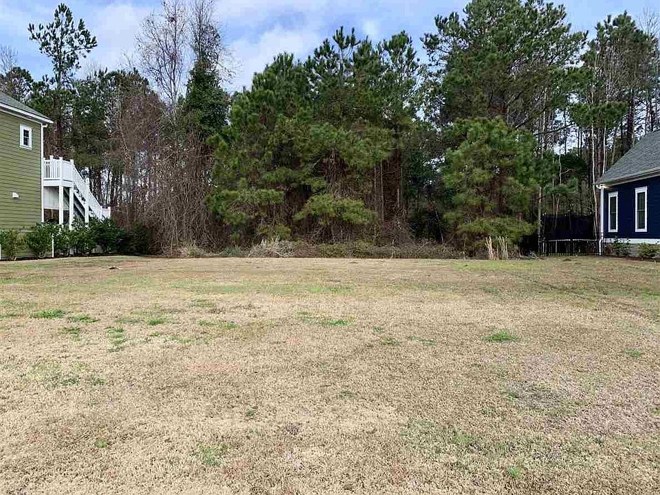 2nd image of 444 Plantation Oaks Dr