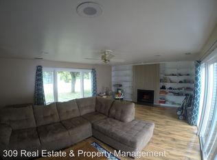 6105 N Jayar Dr, Peoria, IL 61614