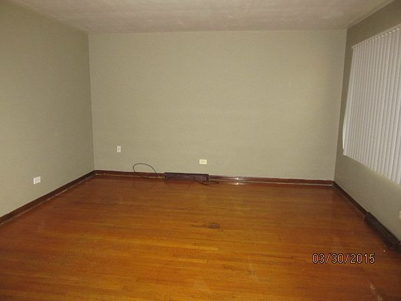 3rd image of 1307 Superior Ave