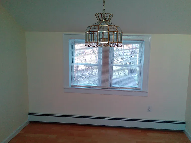 Montgomery Ave — Photo 3