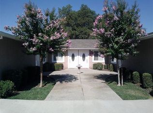 2550 Reservoir Ln APT 4, Redding, CA