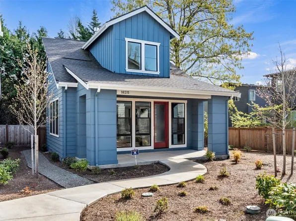 10215 135th Circle NE #28, Kirkland, WA 98033