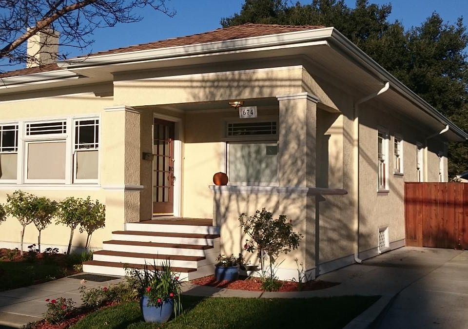 See Craigslist for more pics