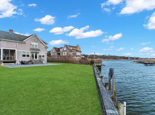 8 Hyler Dr, Hampton Bays, NY 11946