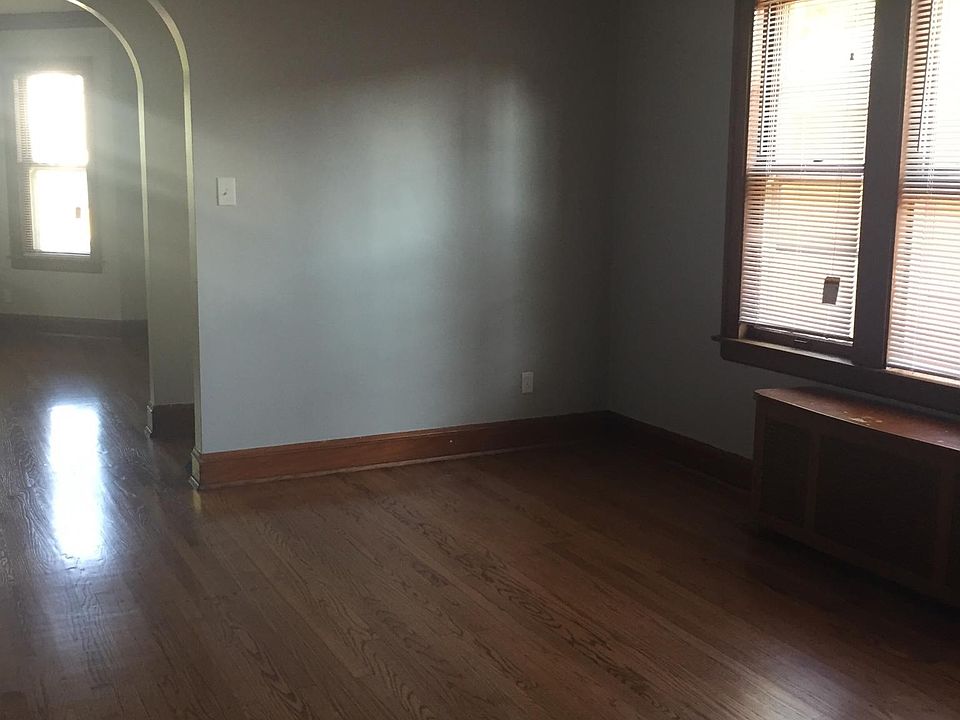 2nd image of 5516 N Linder Ave