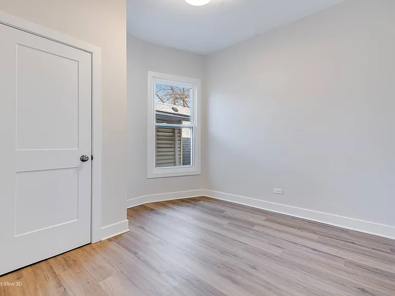 1122 Sherman Ave #2 — Photo 12
