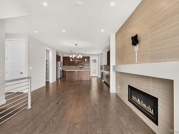 4th image of 711 E 24th Avenue