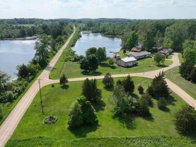 900 Pamawa Dr, Brooklyn, MI, 49230