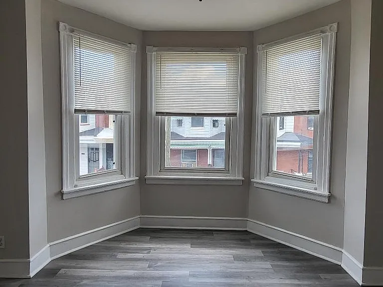 230 S Frazier St — Photo 15