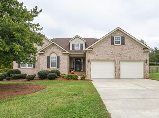 2914 Loxdale Farms Dr, Monroe, NC 28110