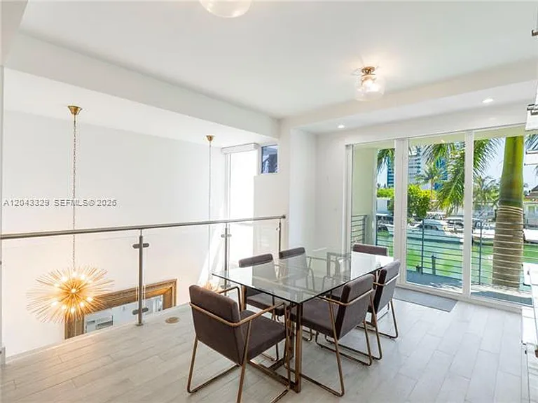 51 N Shore Dr — Photo 7