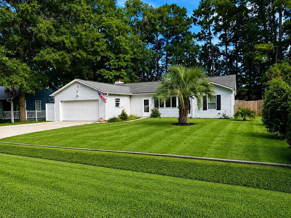 1st image of 8587 Cedar Trace Dr.