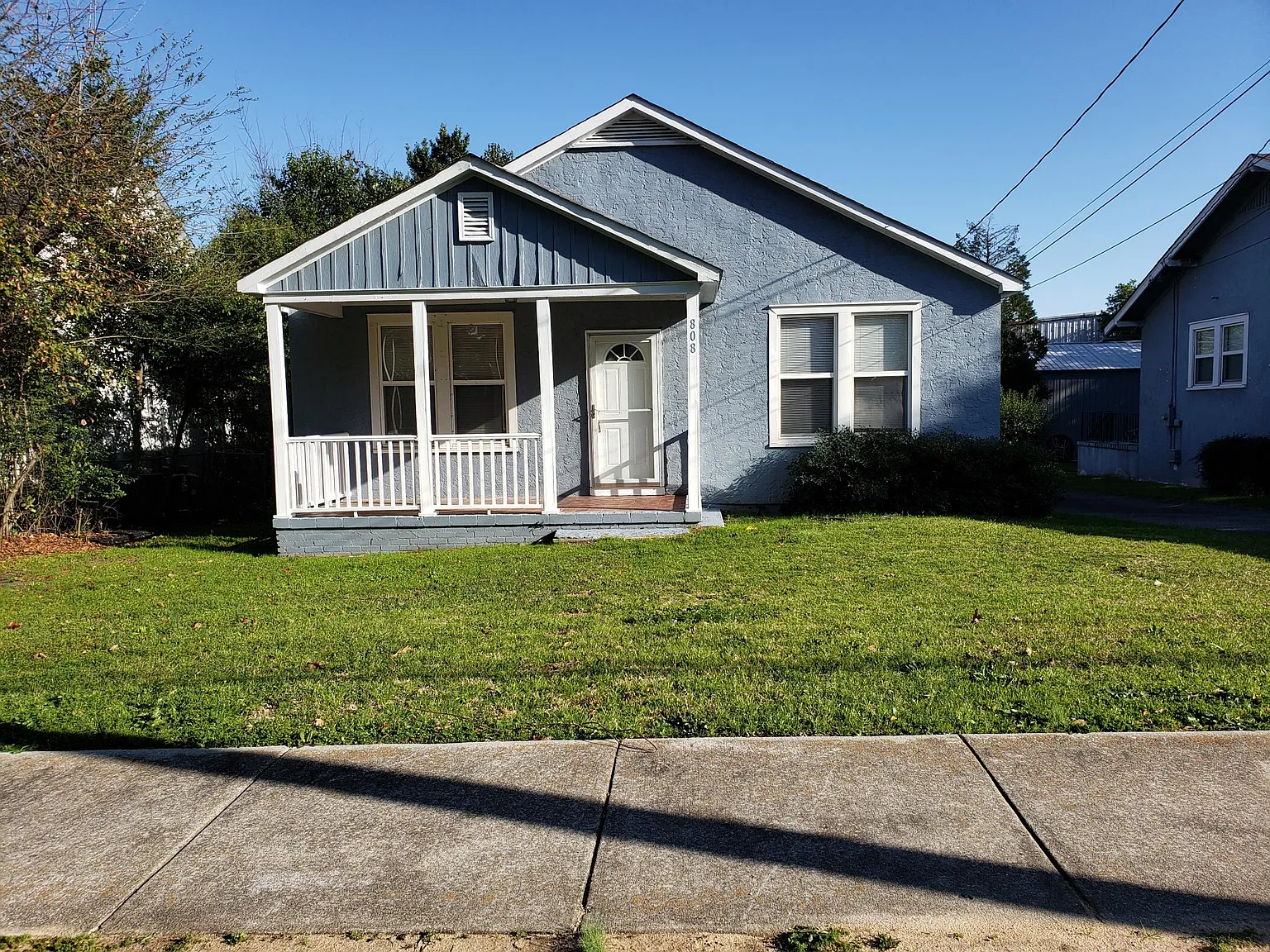 808 Metcalf St — Photo 1