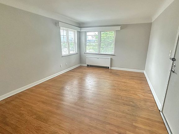 3rd image of 2702 Edroy Ct #2703-92