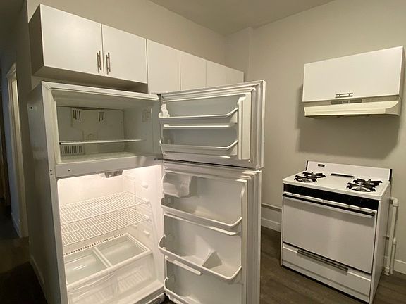 3rd image of 3729 N Troy St #1