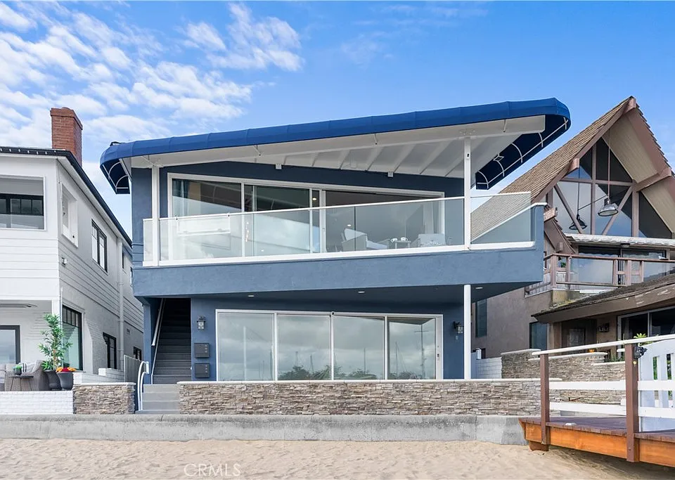215 E Edgewater Ave