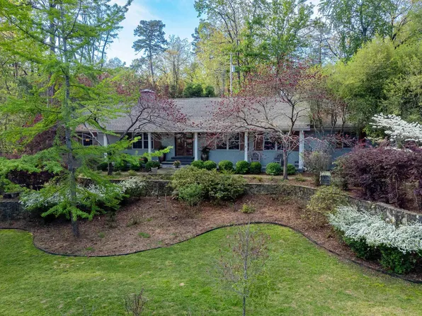 9 E Palisades Dr, Little Rock, AR 72207