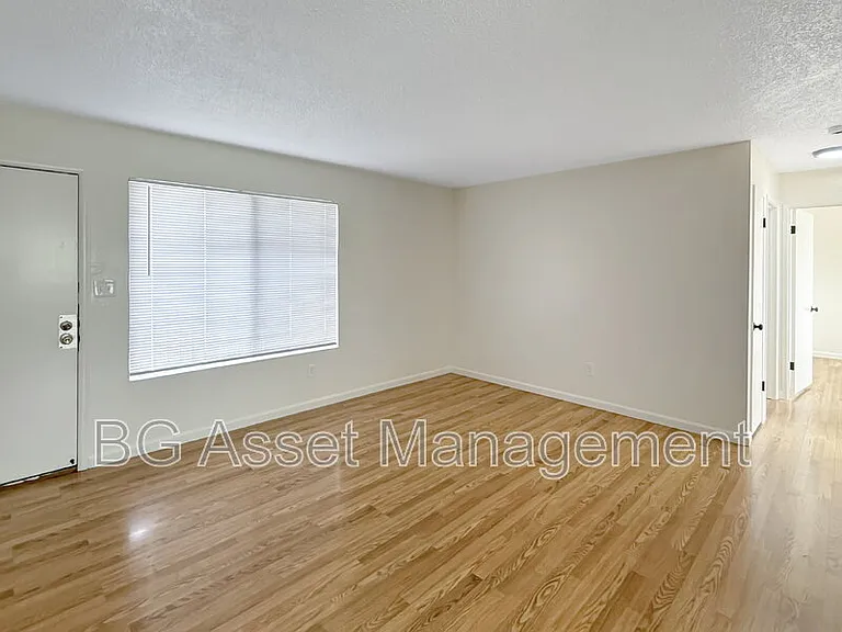 1610 Sanford Ave #3 — Photo 3