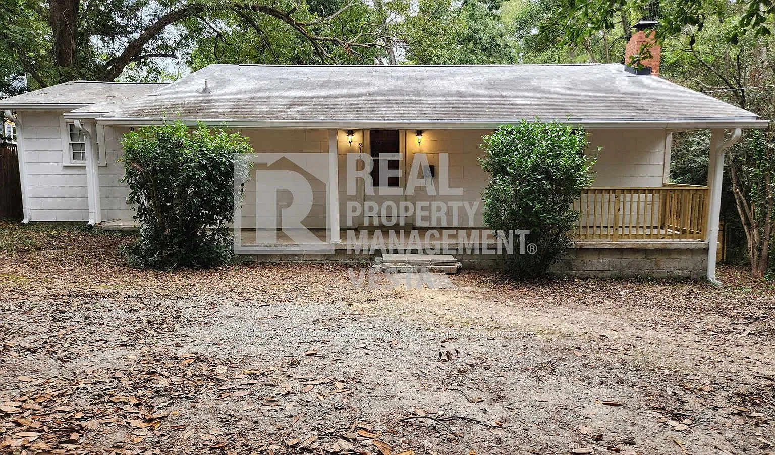 3 bed, 2.0 bath, 1082 sqft, $1,400 — Photo 1