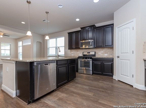 3rd image of 8539 Desert Cove Dr