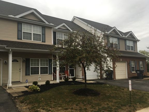 3rd image of 5498 Gabriels Landing Dr