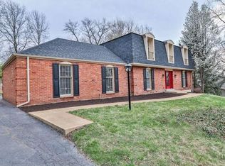 12871 Huntercreek Rd, Saint Louis, MO 63131