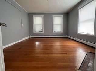 117 Merrifield St APT 1, Worcester, MA 01605