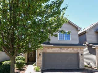 1467 Mackenzie Ln, Elgin, IL 60120