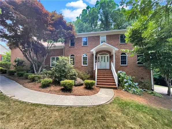 2608 Antler Trl, Kernersville, NC 27284