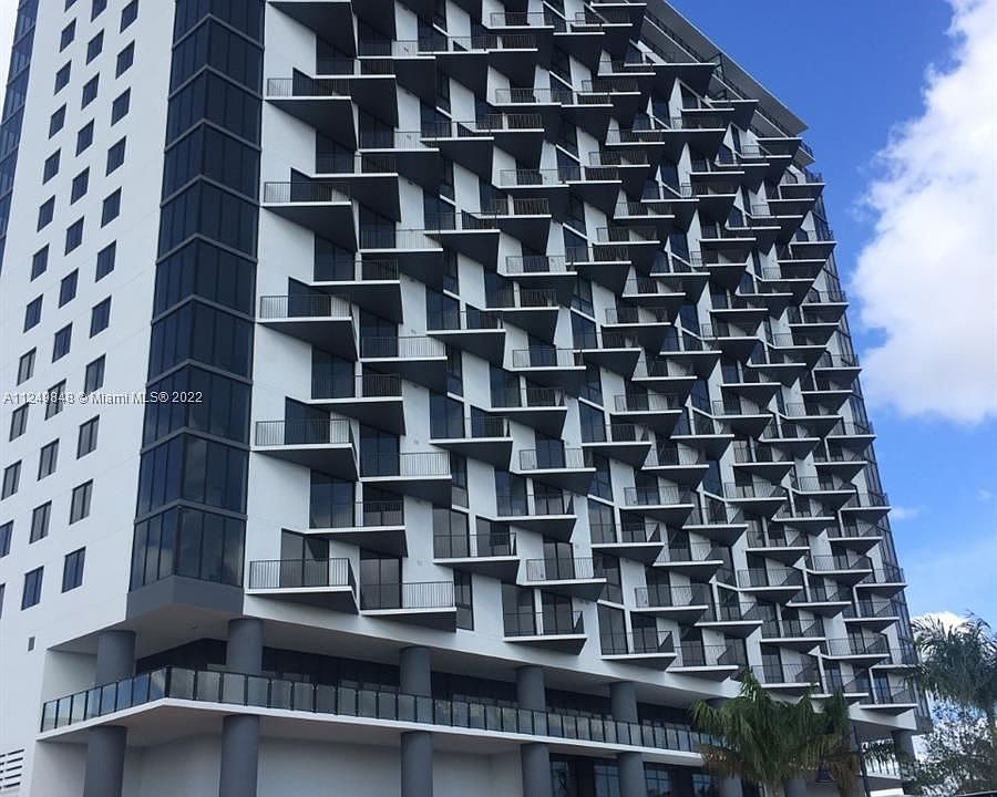 1st image of 5300 Paseo Dr #1012