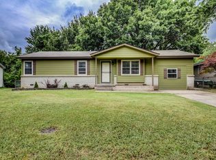 1014 S Date Ave, Broken Arrow, OK 74012