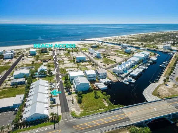 101 S 42nd St #E, Mexico Beach, FL 32456