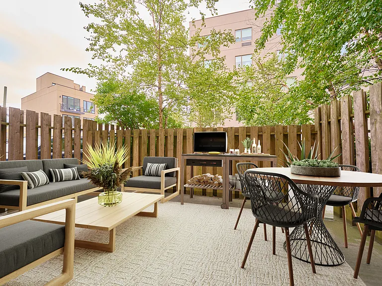 1209 Dekalb Ave #104 — Photo 8