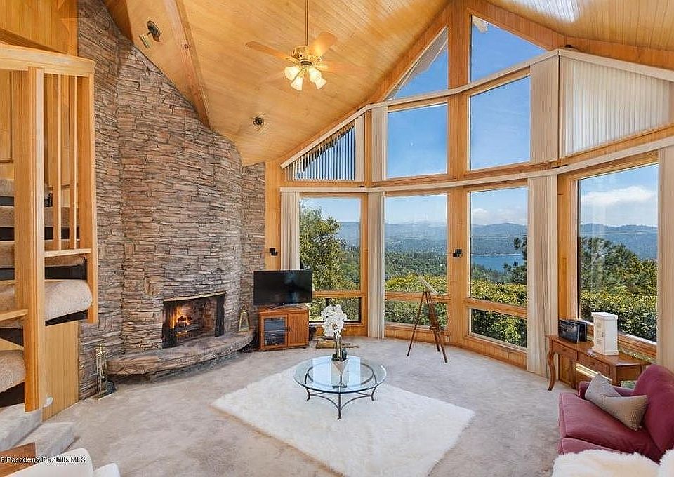 1st image of 27418 Matterhorn Dr