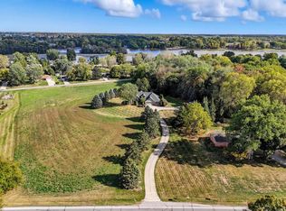 13234 Leo Rd, Leo, IN 46765