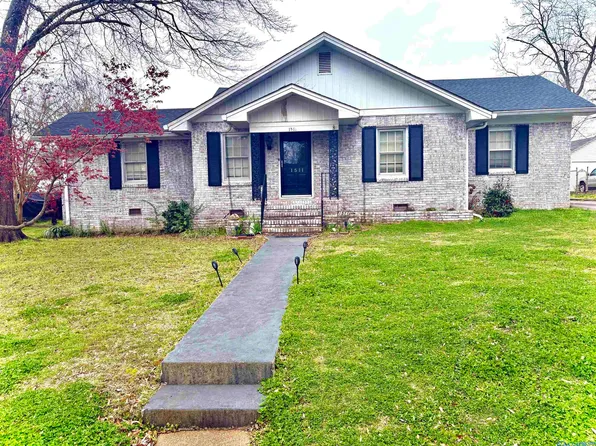 1511 10th Ave SE, Decatur, AL 35601