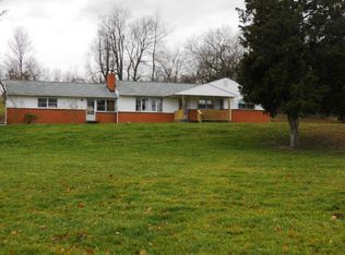 1195 New Burg St, Granville, OH 43023